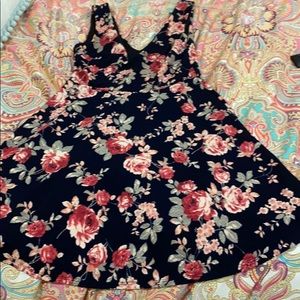 Juniors floral dress